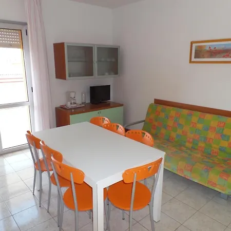 アパート Fuer 7 Personen Ca 55 Qm In Bibione, Adriakueste Italien Und Umgebung