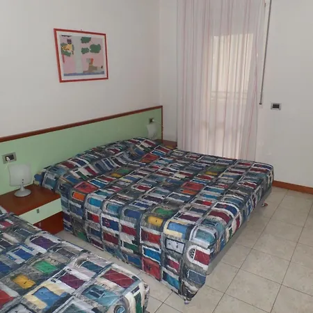 Fuer 7 Personen Ca 55 Qm In Bibione, Adriakueste Italien Und Umgebung